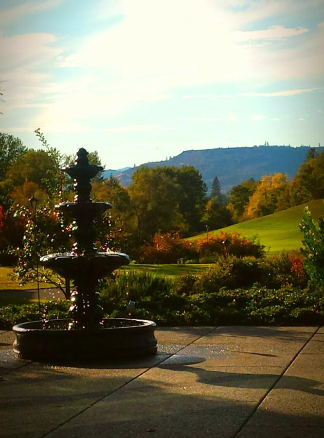 Resort At Eagle Point Golf Club Lodging Экстерьер фото